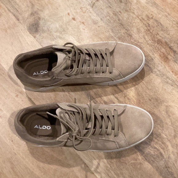 Aldo Tan Sneakers - Picture 1 of 4